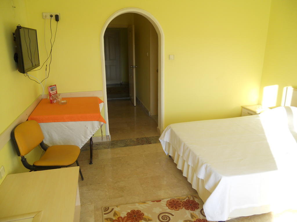 Baris Hotel Erdemli エクステリア 写真