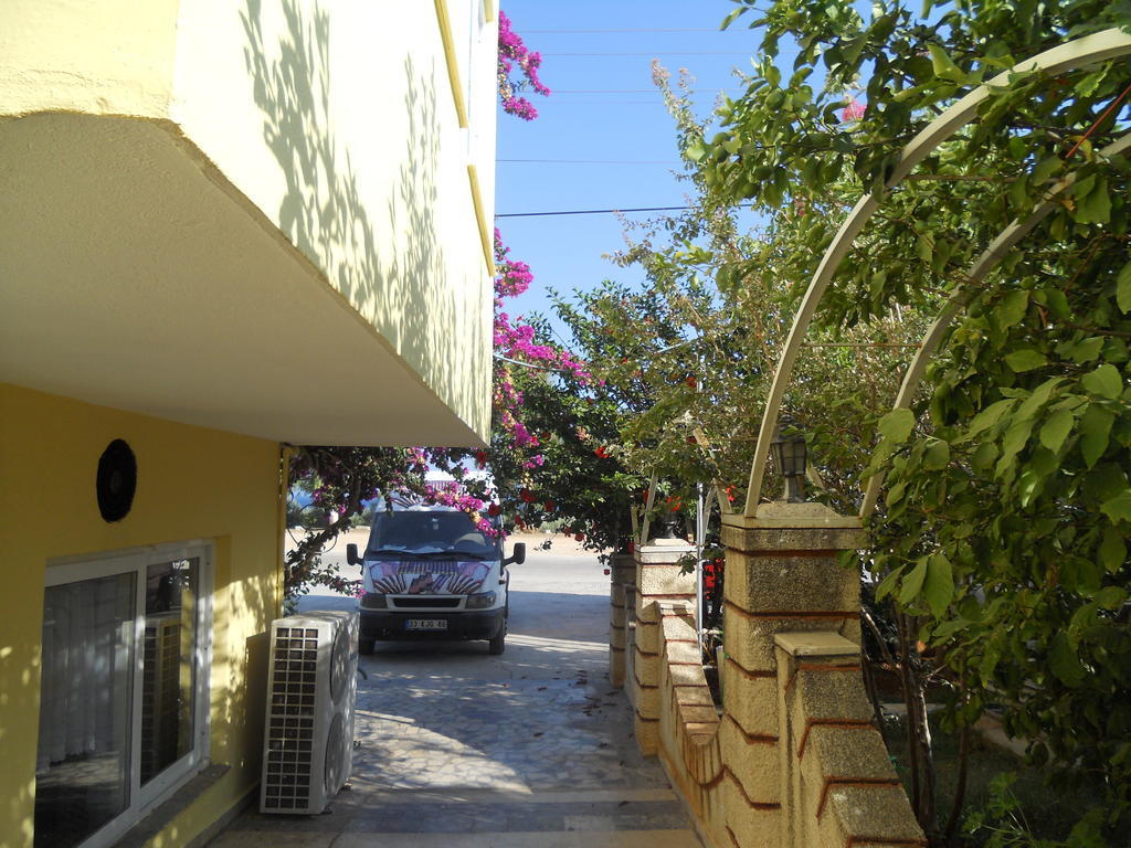 Baris Hotel Erdemli エクステリア 写真